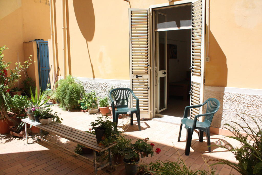 Davi Bed & Breakfast Cagliari Exterior photo